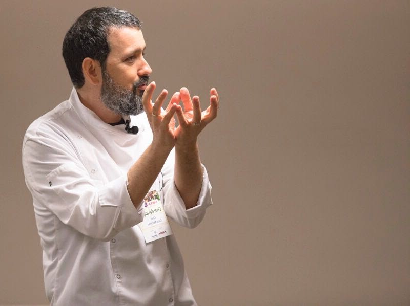 Chef Caco Marinho. Foto: André Fofano.